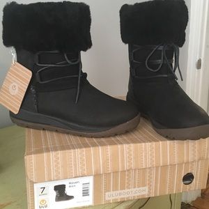 Ulu Raven Shearling Boots, Size 7, BRAND NEW